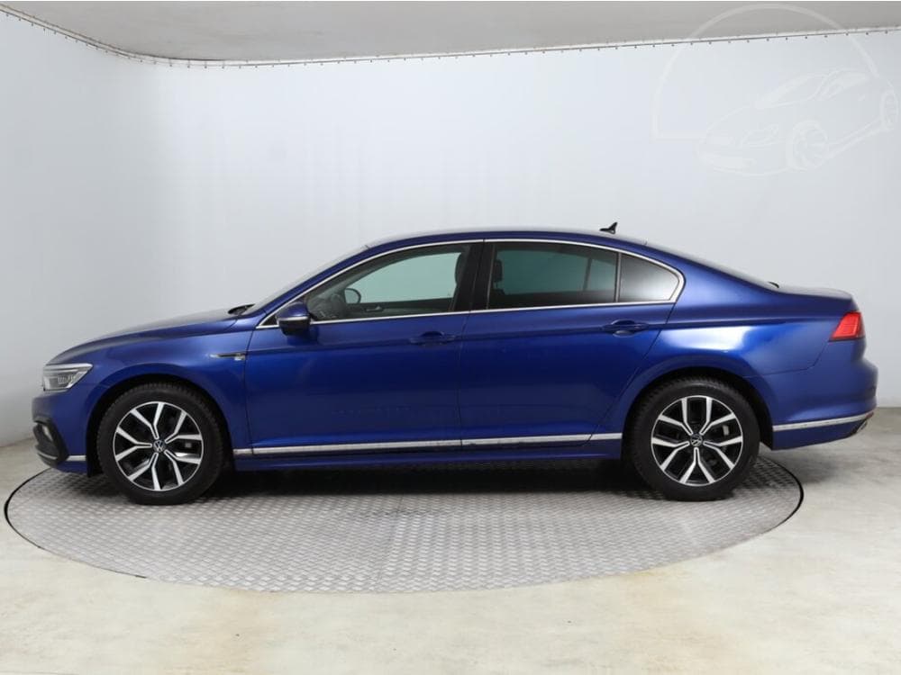 2021 Volkswagen PASSAT - 5
