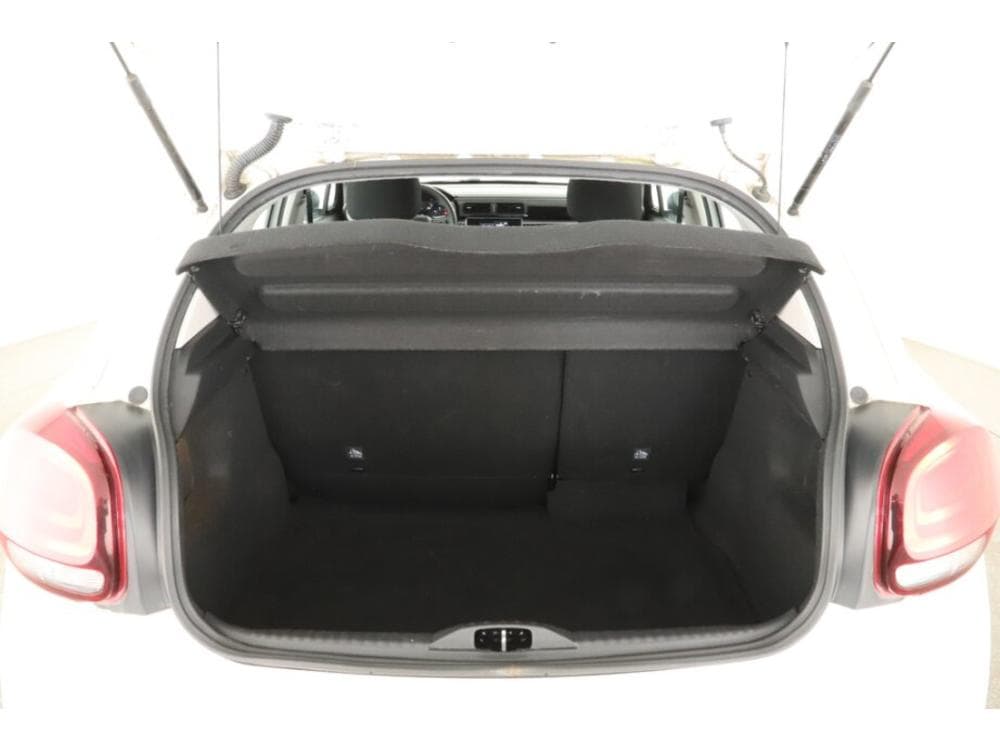 2020 Citroen C3 - 23