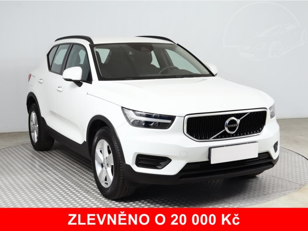 2022 Volvo XC40
