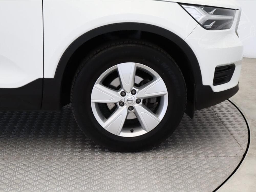 2022 Volvo XC40 - 45