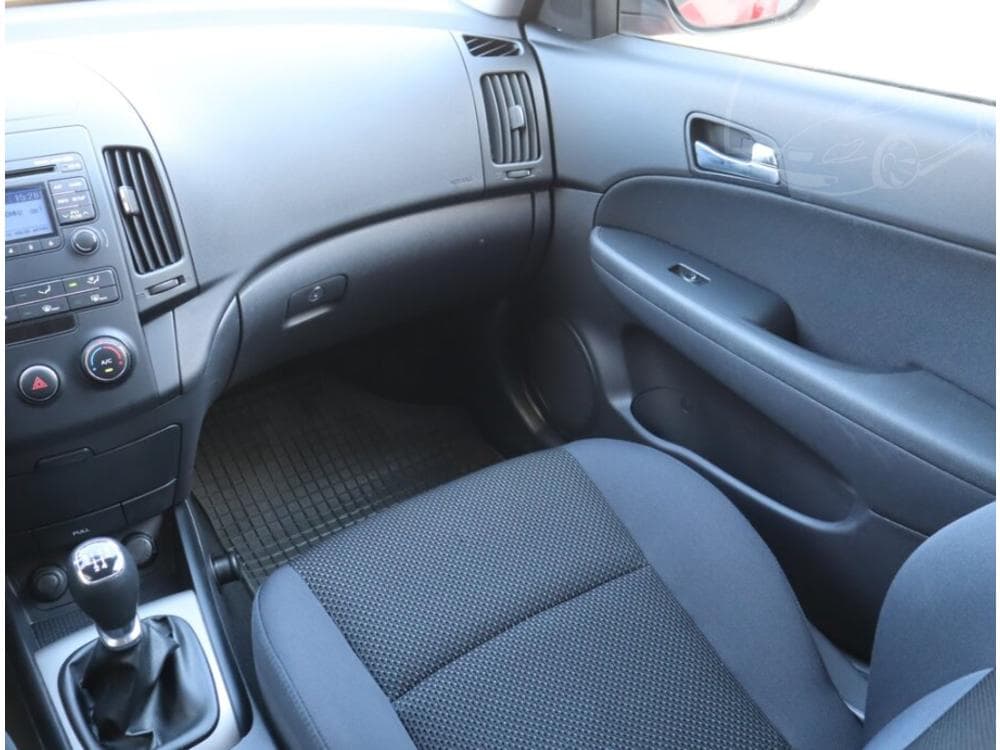 2010 Hyundai i30 - 8