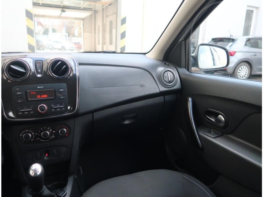 2018 Dacia LOGAN - 8
