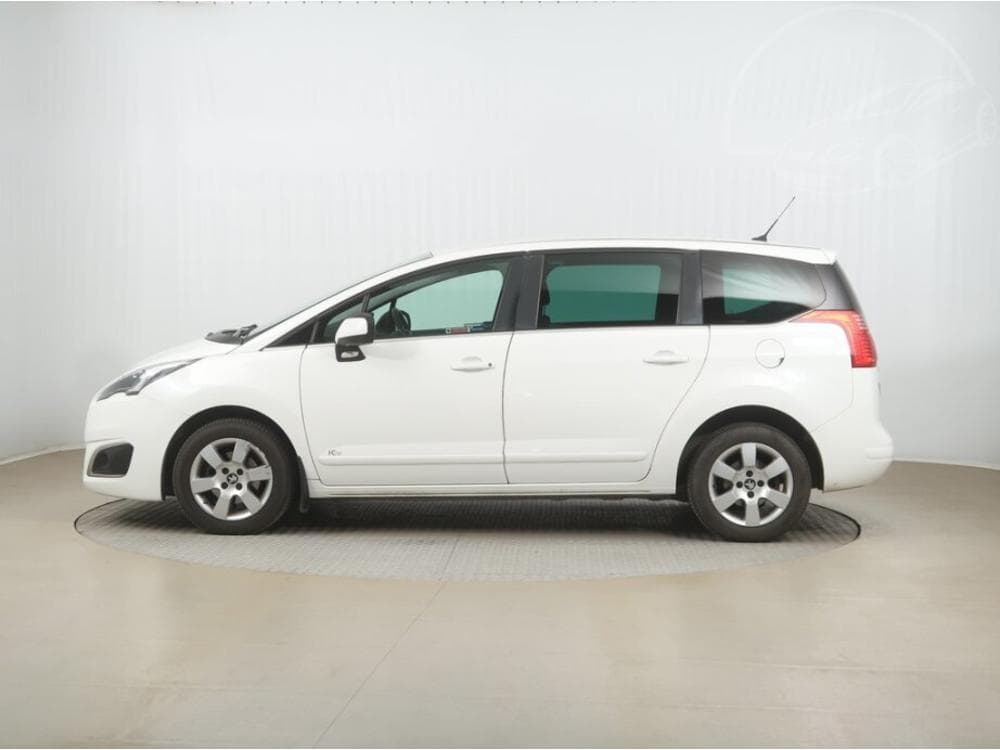 2014 Peugeot 5008 - 9