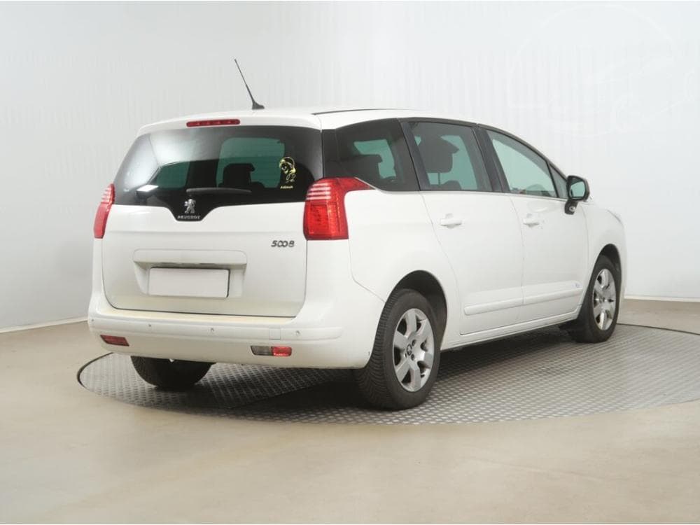 2014 Peugeot 5008 - 17
