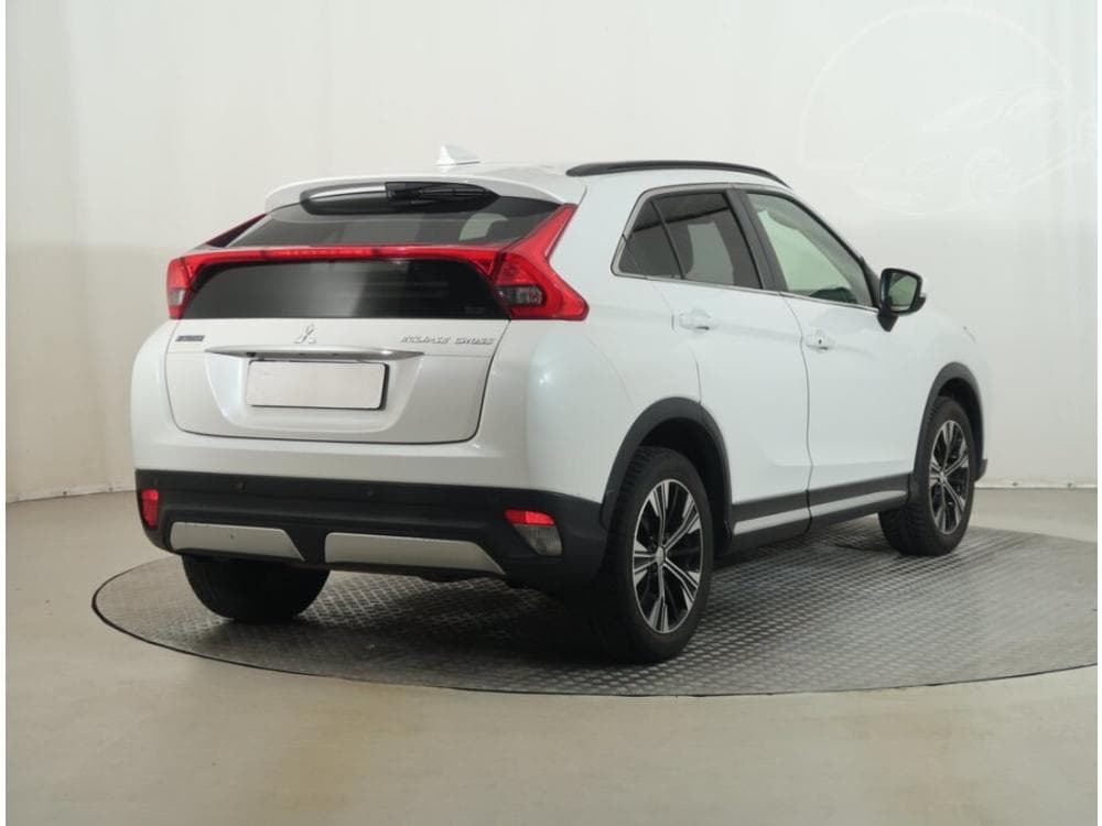 2018 Mitsubishi ECLIPSE - 9
