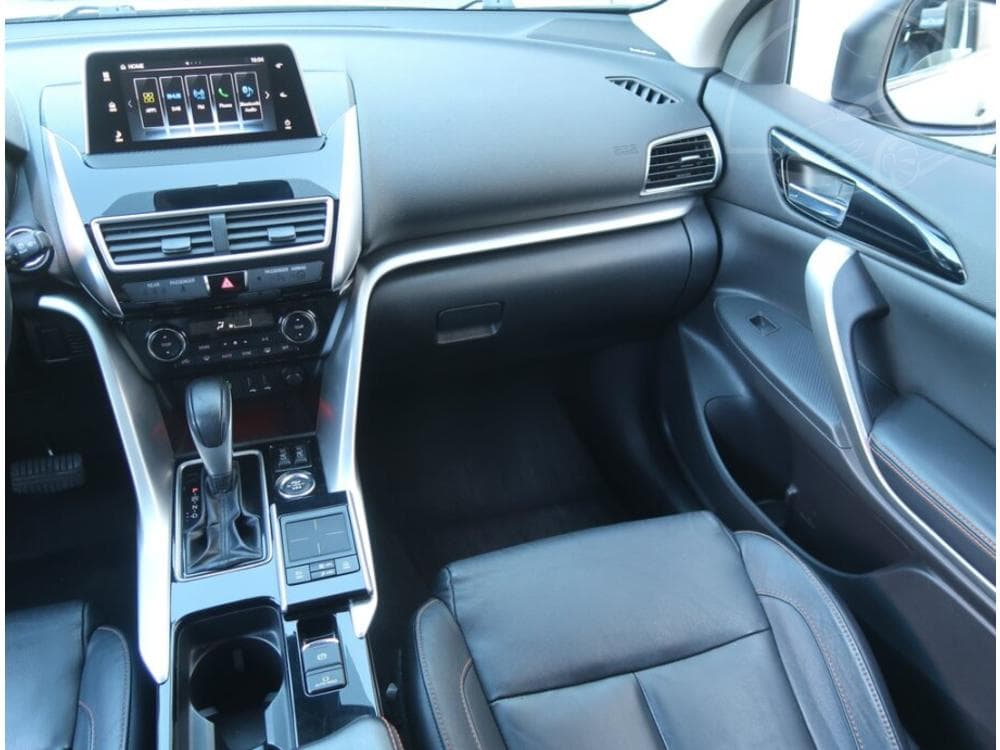 2018 Mitsubishi ECLIPSE - 15