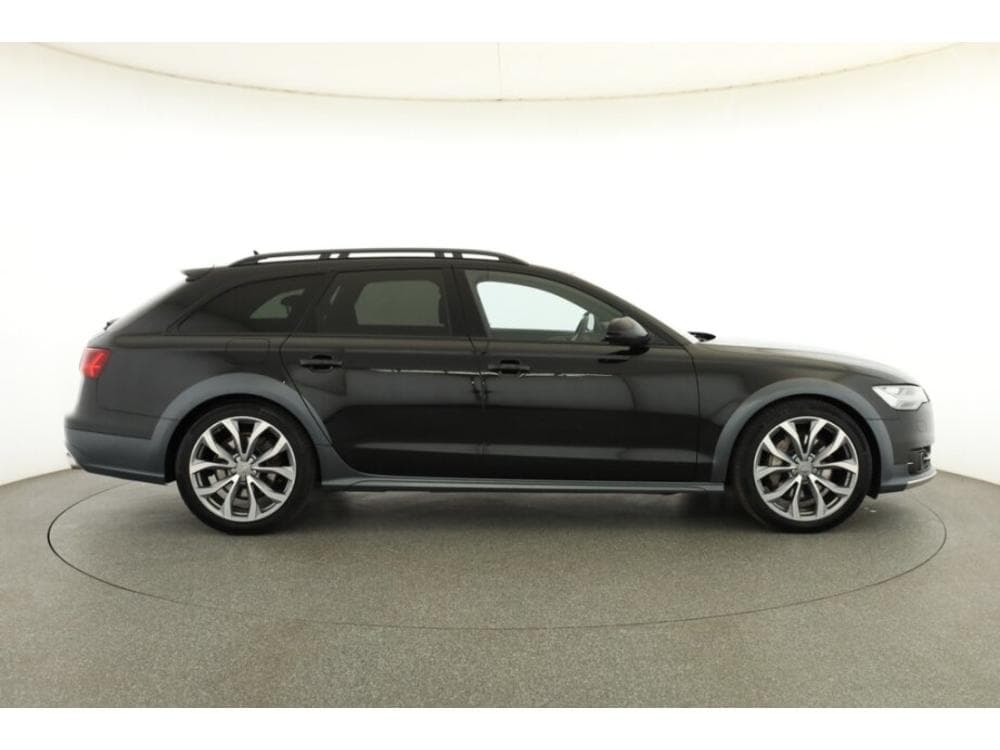2018 Audi ALLROAD - 16