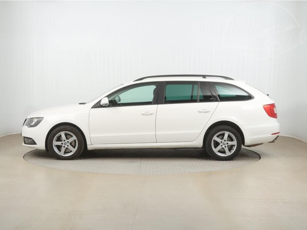 2014 Škoda SUPERB - 3