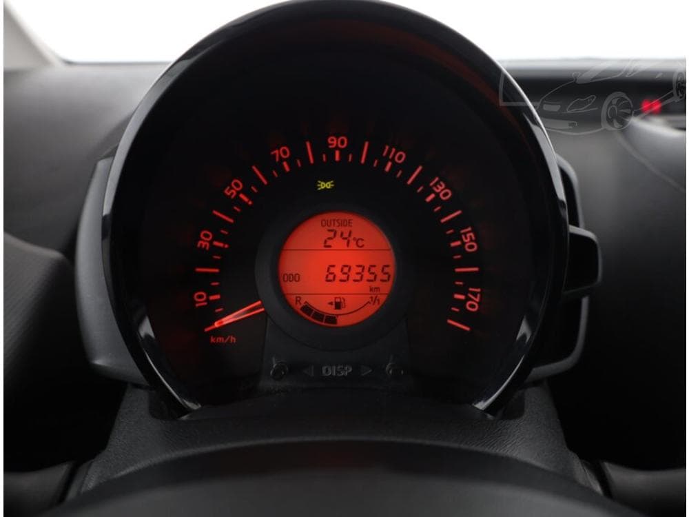 2019 Peugeot 107 - 17