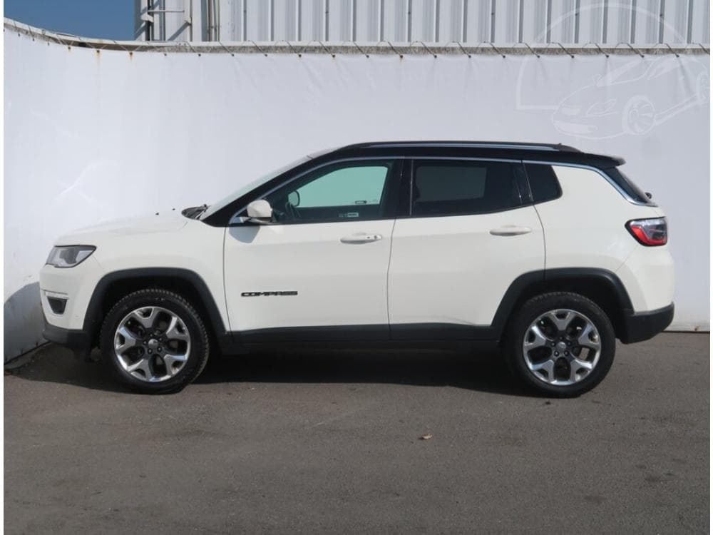 2019 Jeep COMPASS - 5