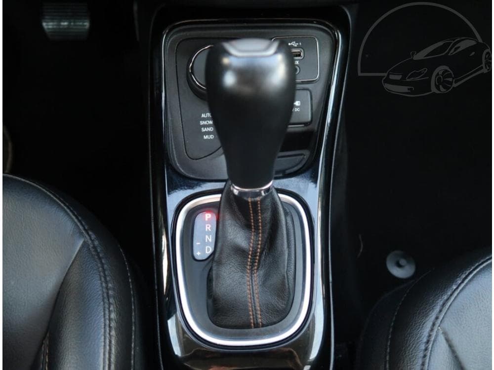 2019 Jeep COMPASS - 25