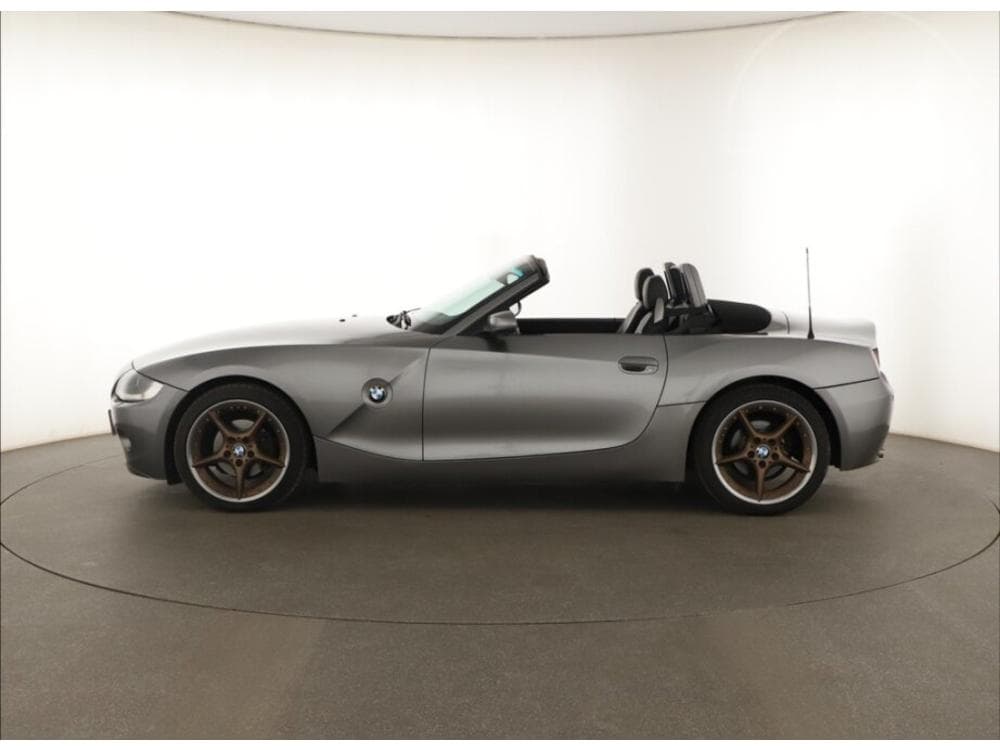 2005 BMW Z4 - 7