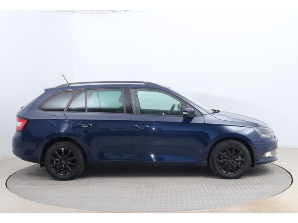 2015 Škoda FABIA - 11
