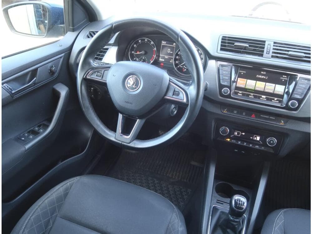 2015 Škoda FABIA - 13