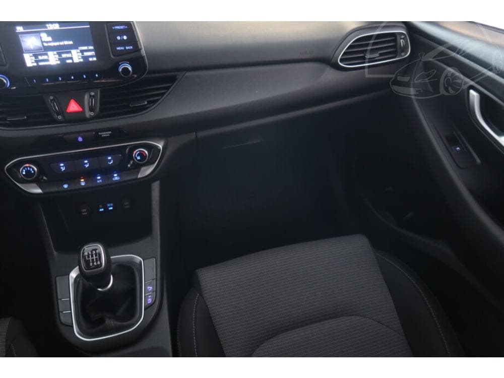 2017 Hyundai i30 - 15