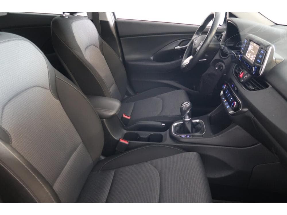 2017 Hyundai i30 - 17