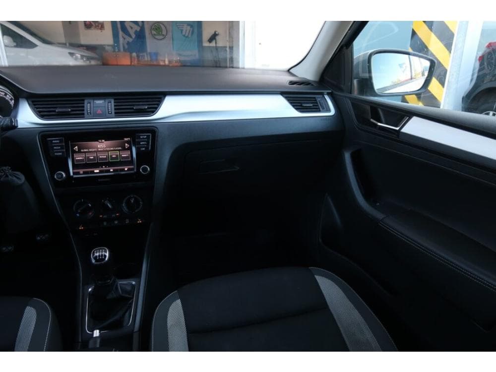 2018 Škoda RAPID - 15