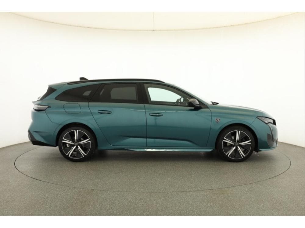 2022 Peugeot 308 - 11