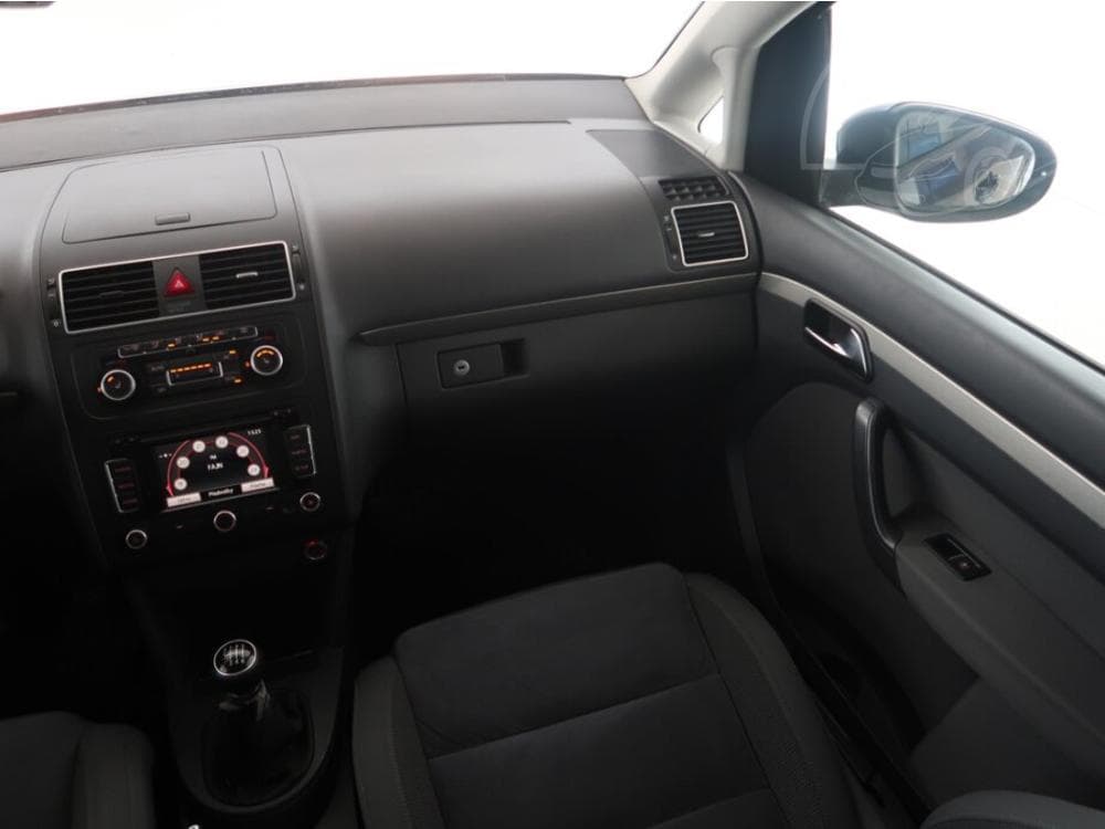 2011 Volkswagen TOURAN - 15