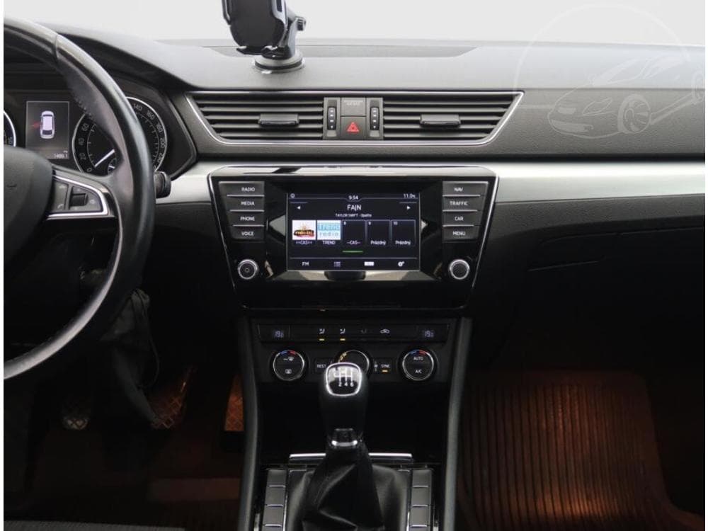 2015 Škoda SUPERB - 34