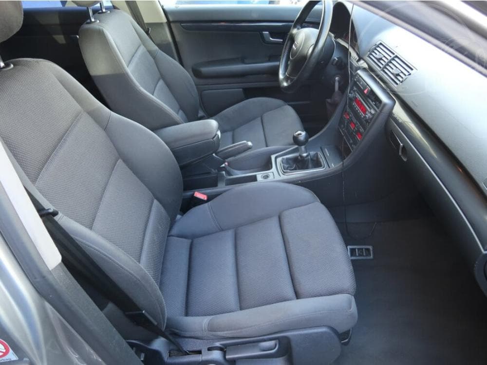 2004 Audi A4 - 9