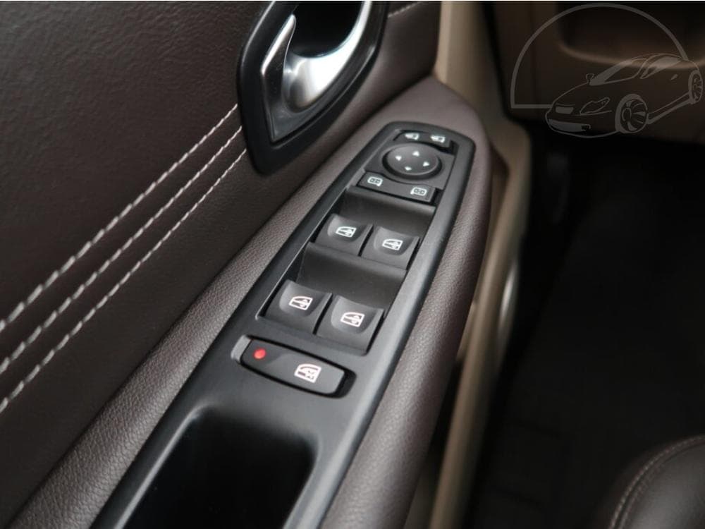 2010 Renault SCENIC - 15