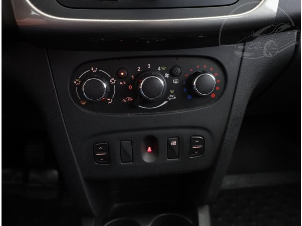 2016 Dacia LOGAN - 9