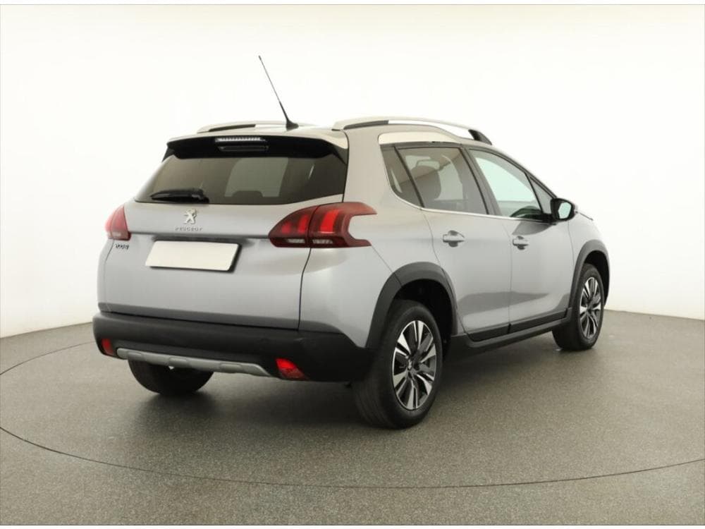 2018 Peugeot 2008 - 5