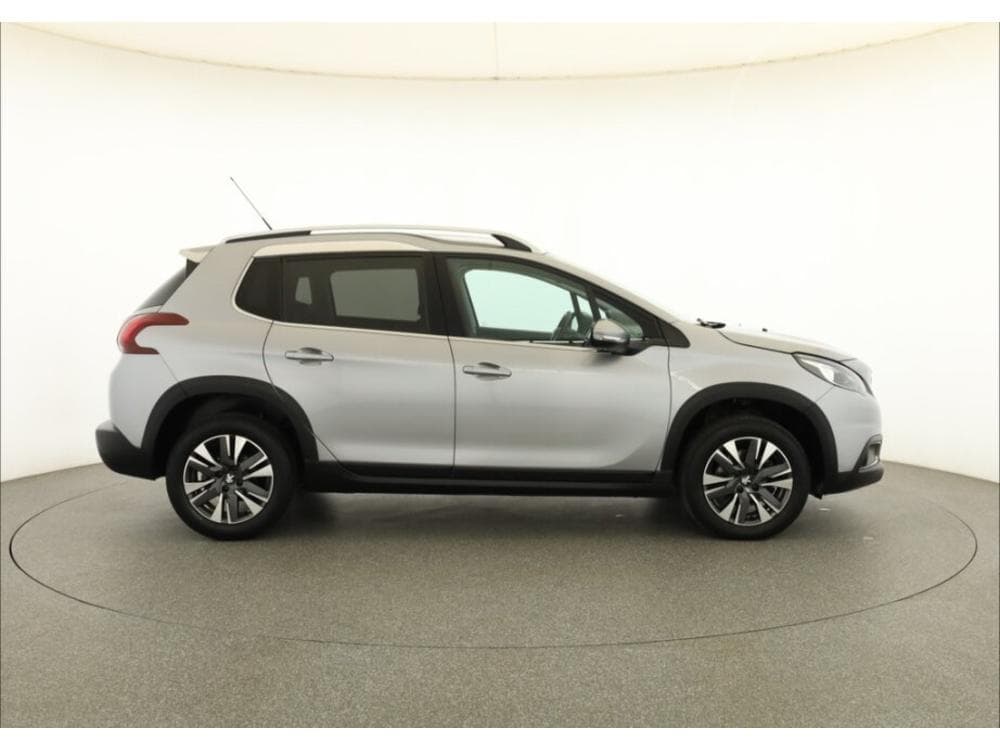 2018 Peugeot 2008 - 6