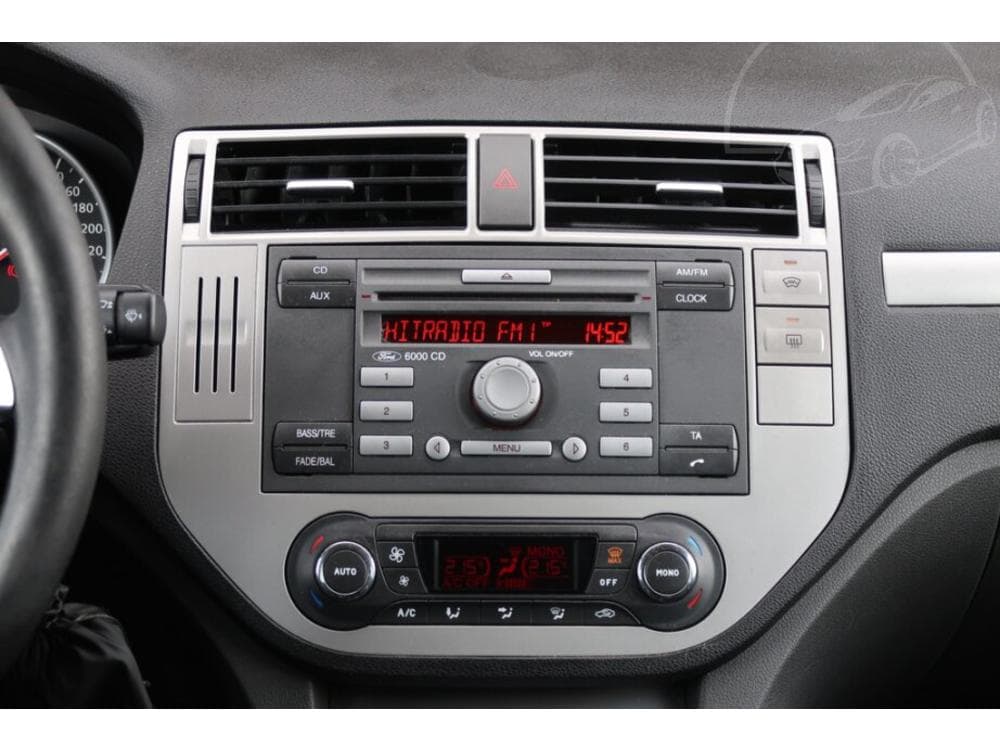 2010 Ford C-MAX - 12