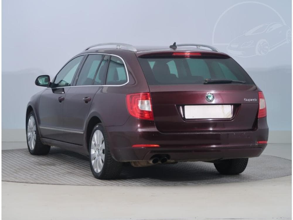 2010 Škoda SUPERB - 4