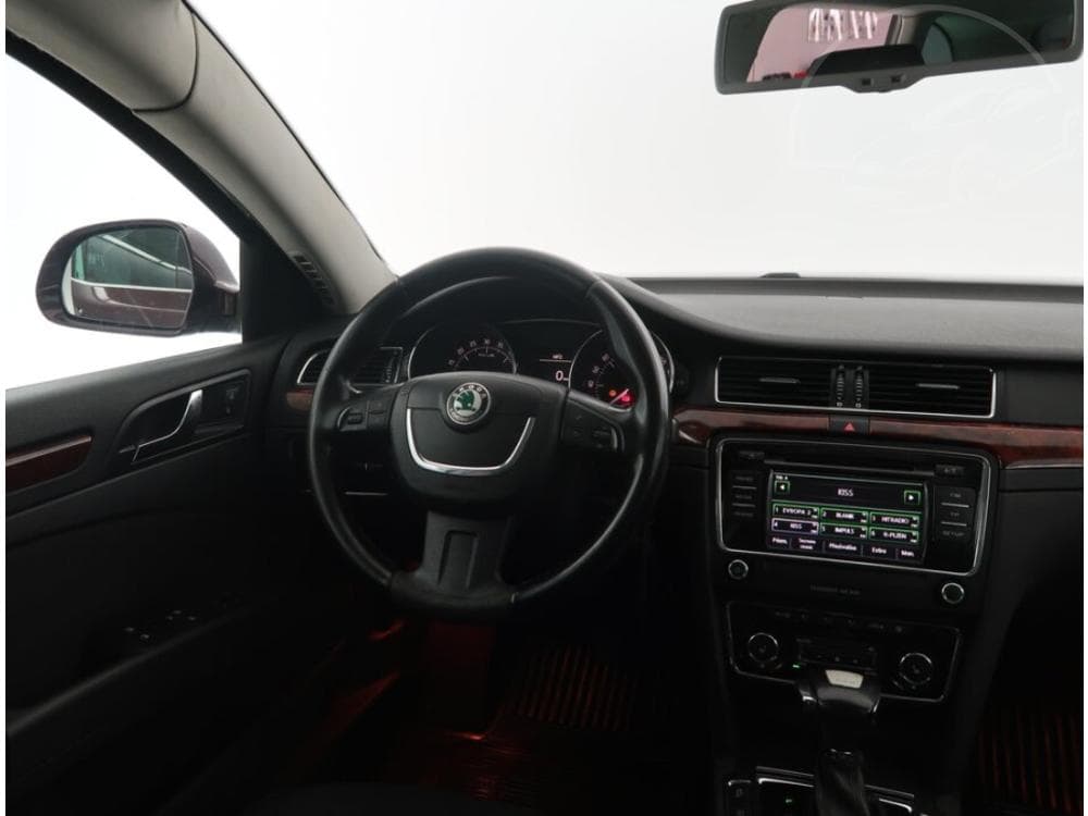 2010 Škoda SUPERB - 7