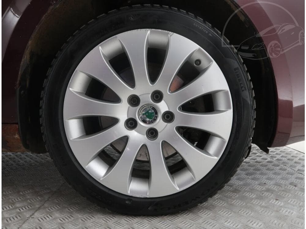 2010 Škoda SUPERB - 15