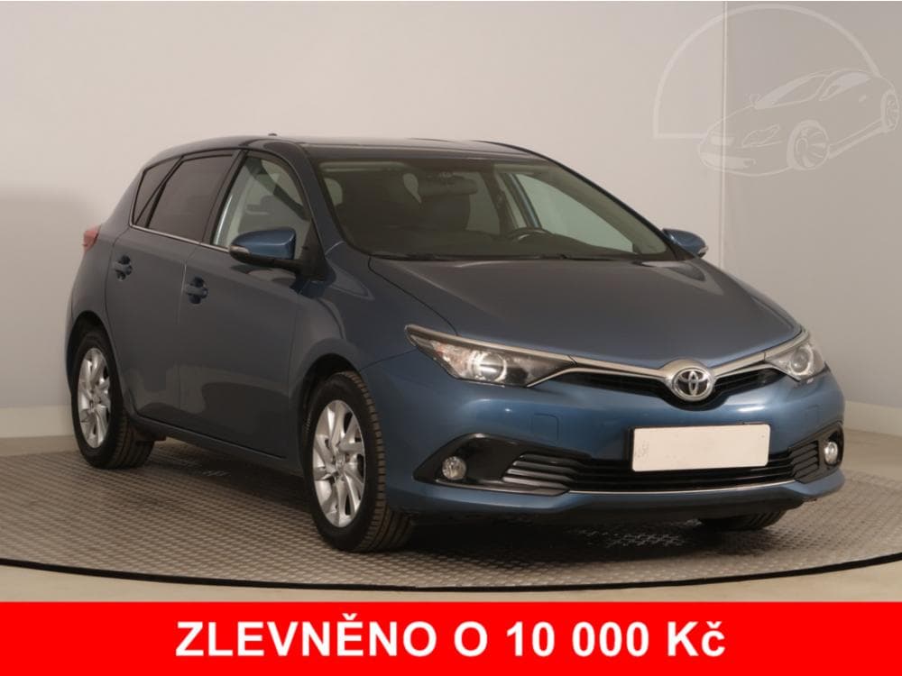 2017 Toyota AURIS