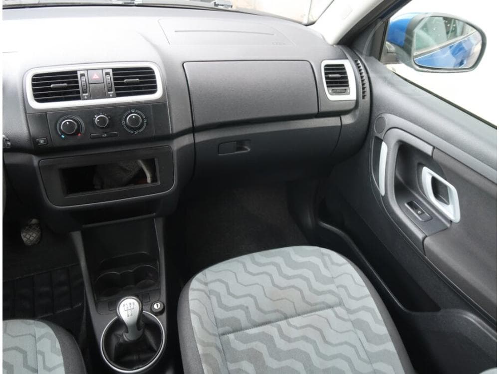 2008 Škoda FABIA - 8
