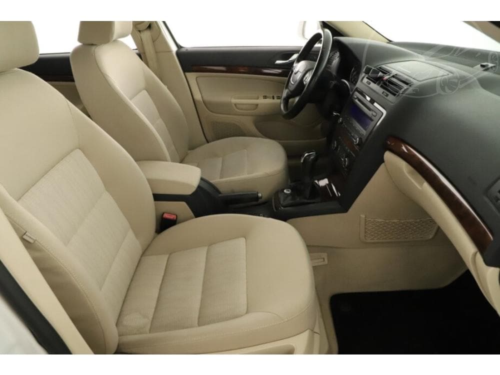 2010 Škoda OCTAVIA - 7