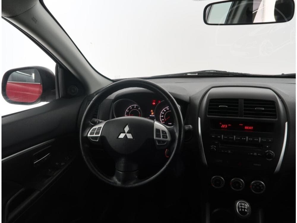 2010 Mitsubishi ASX - 7