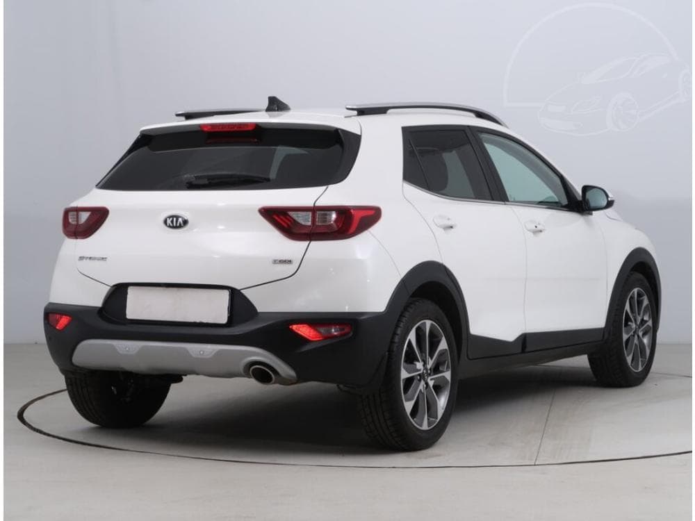2020 Kia STONIC - 13