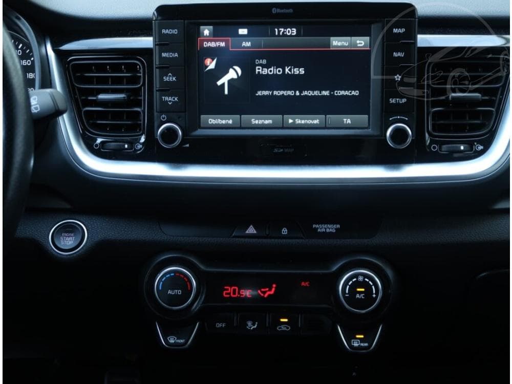 2020 Kia STONIC - 34