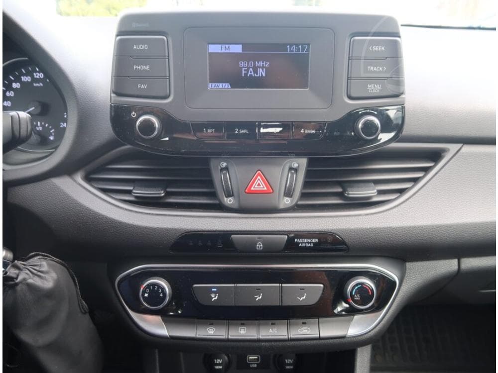2021 Hyundai i30 - 12