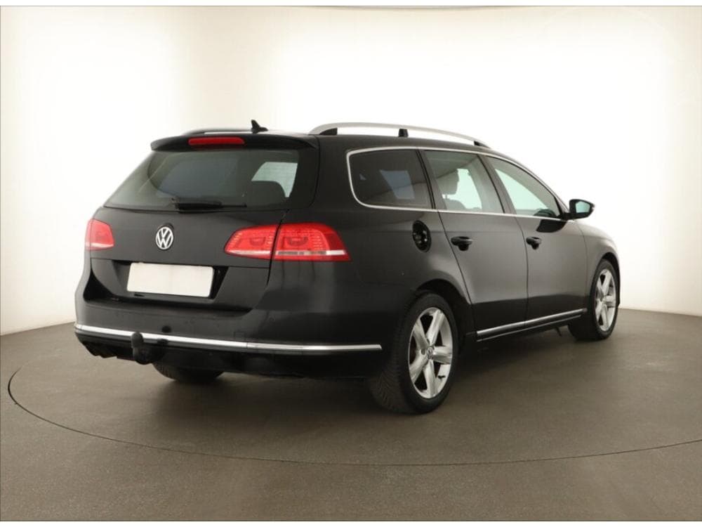 2014 Volkswagen PASSAT - 9