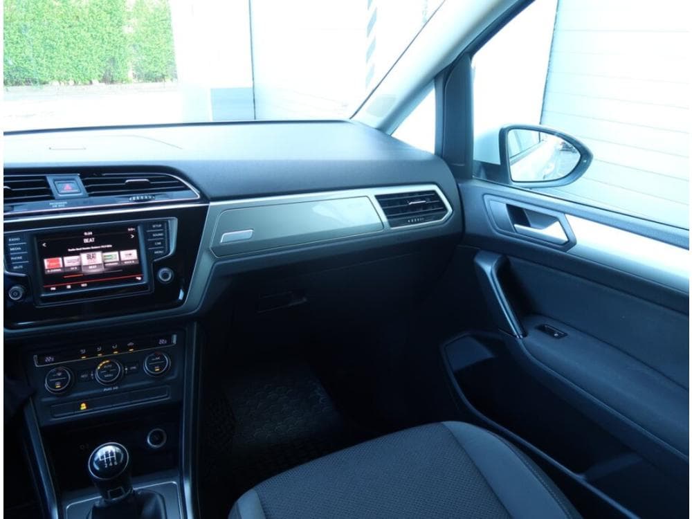 2016 Volkswagen TOURAN - 22
