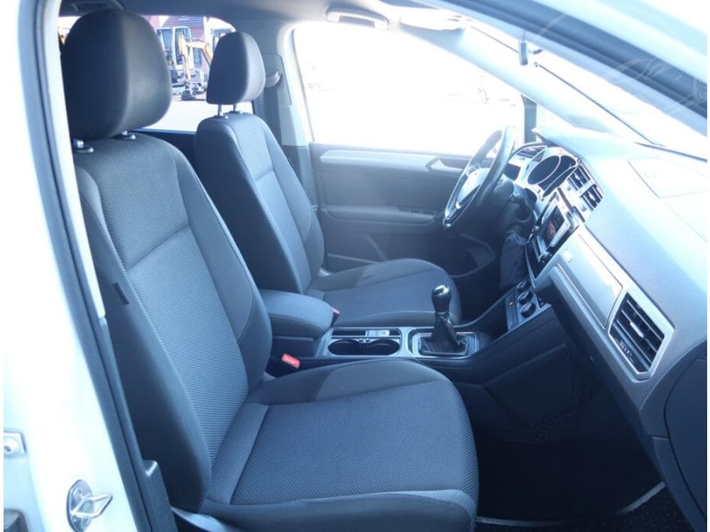 2016 Volkswagen TOURAN - 25