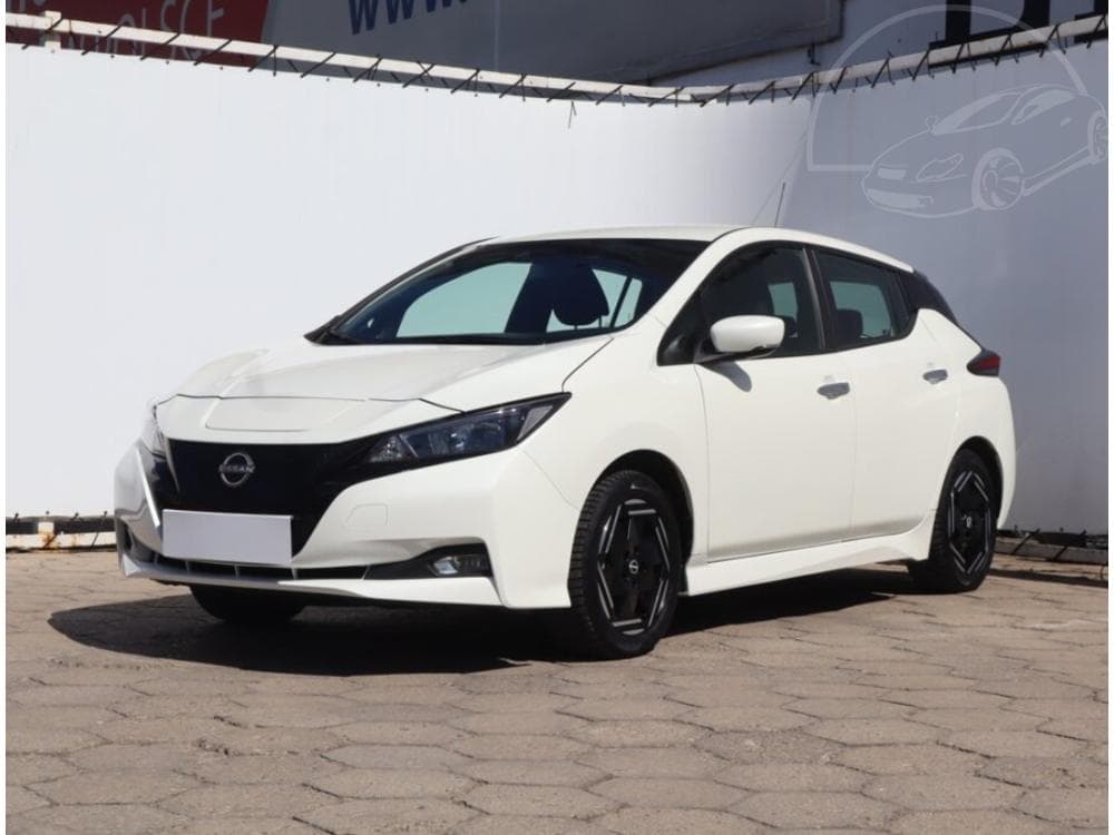 2022 Nissan LEAF - 4