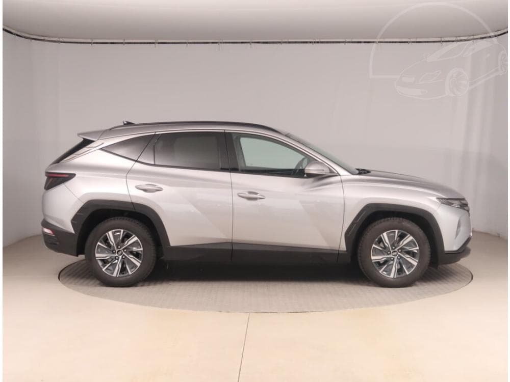 2021 Hyundai TUCSON - 11