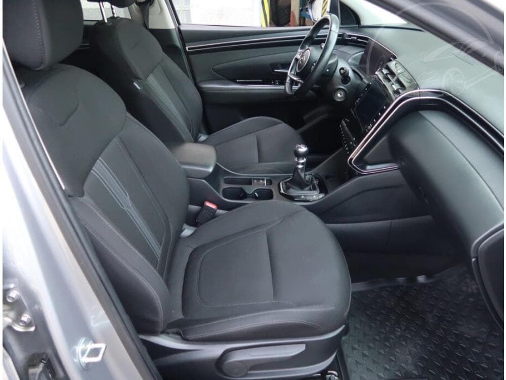 2021 Hyundai TUCSON - 17