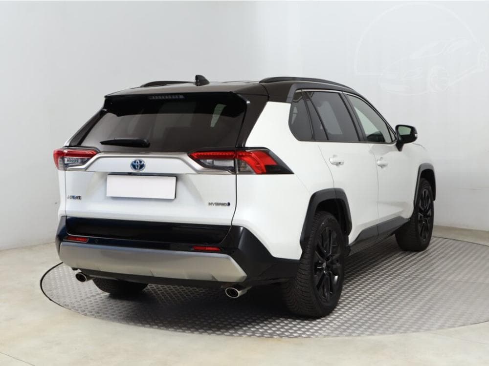 2024 Toyota RAV4 - 13