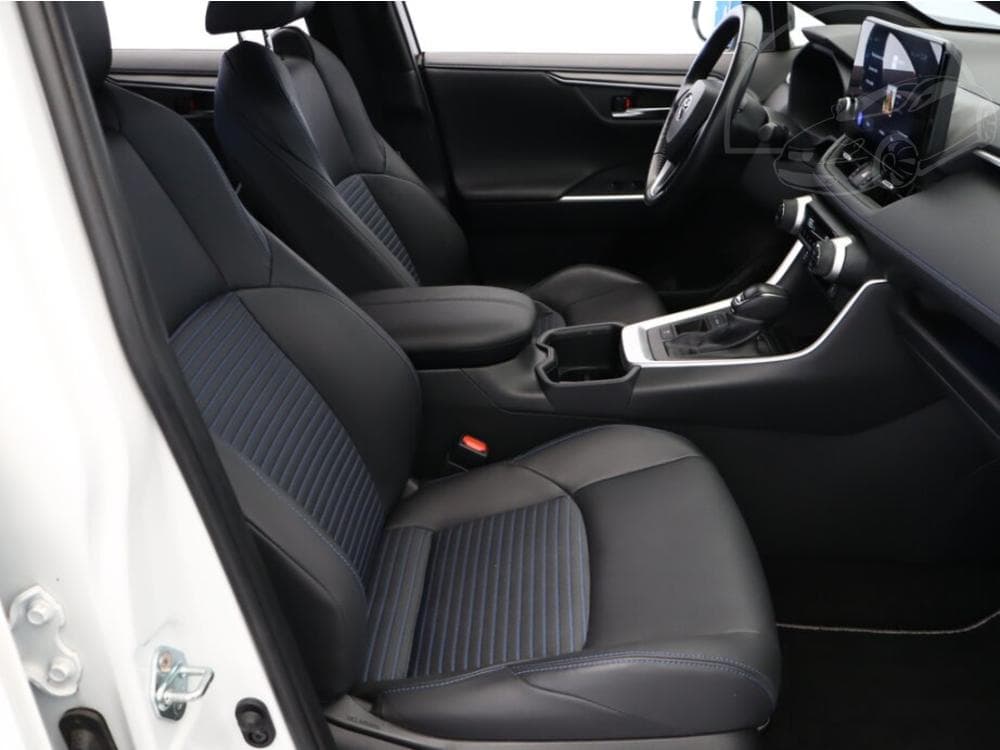 2024 Toyota RAV4 - 19