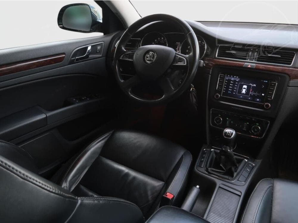 2014 Škoda SUPERB - 7