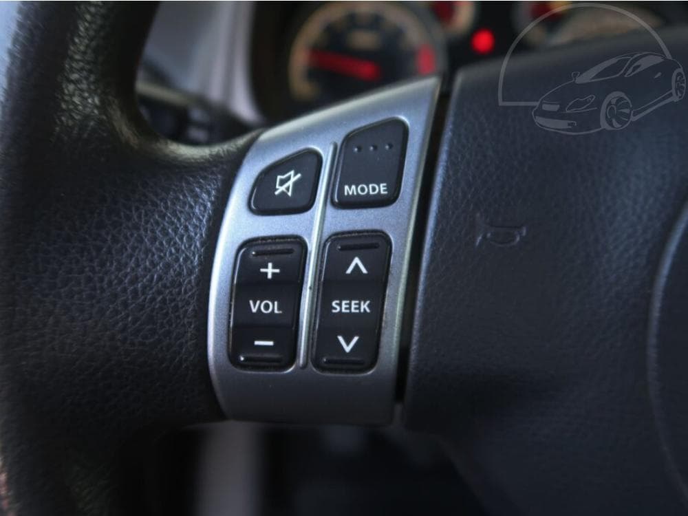 2011 Suzuki SX4 - 29